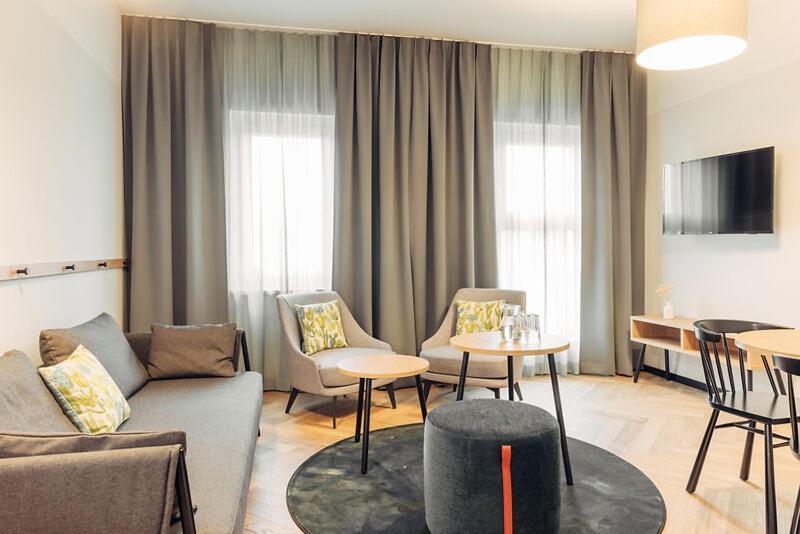 Harry'S Home Graz-Smart City Hotel & Apartments Exterior foto